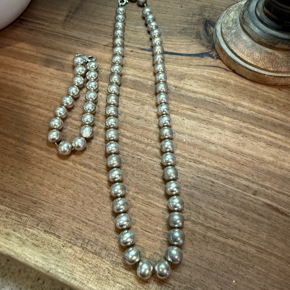 Tiffany & Co. Silver Beaded Necklace Set - Picture 7 of 16